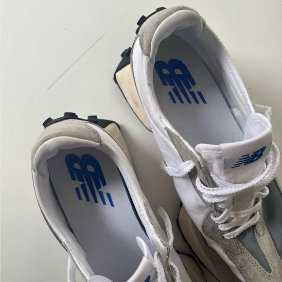 New Balance 327 Sneaker - Picture 3 of 5